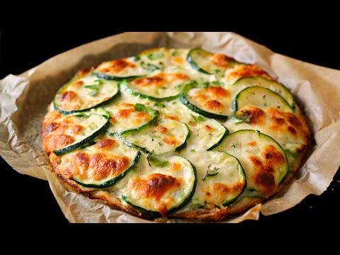 Видео: Так вкусно, как никогда! Цукини, йогурт и сыр – самая полезная пицца всех времен!