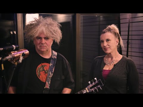 Видео: Запись гитары через рассол с Сильвией Масси