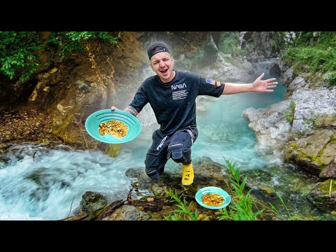 Видео: НАШЕЛ МНОГО ЗОЛОТЫХ САМОРОДКОВ В РЕКЕ! **НЕЛЕГАЛЬНАЯ ДОБЫЧА**