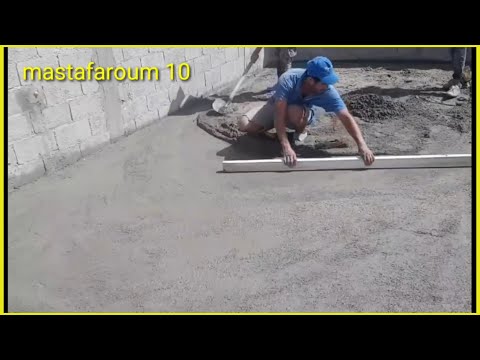 Видео: Как подготовить пол из песка и цемента для начинающих на дальнюю дистанцию