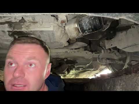 Видео: Замена гидроопор Ауди а6 с5. Немного о двигателях, с каким мотором лучше выбрать.