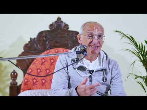 Видео: НЕ ПРЕНЕБРЕГАЙТЕ ОФИЦИАЛЬНОЙ МЕДИЦИНОЙ #харекришна​ #аударьядхама​ #Кришна​ #Духовность​ #Исскон​  