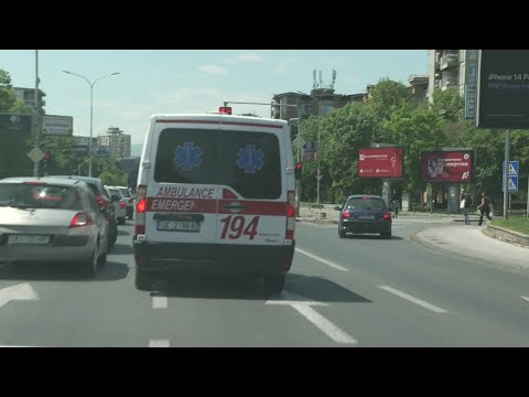 Видео: Несовесните возачи и гратскиот метеж ги успоруваат интервенциите на Брзата помош