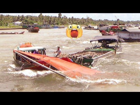 Видео: [260] Деревянная лодка очень опасно врезалась в стальную дверь.