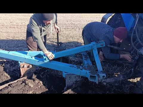Видео: Регуліровка придбаного плуга