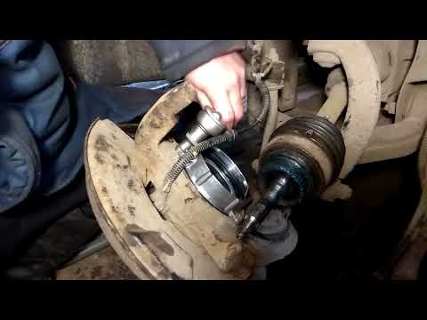 Видео: Замена хабов Ssang Yong Kyron / Replacement hubs Ssang Yong Kyron