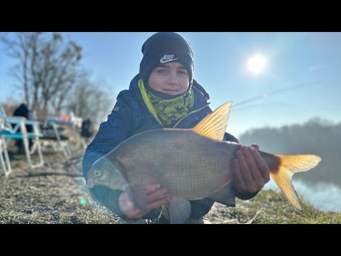 Видео: ГЛУХОЗИМЬЕ ОТМЕНЯЕТСЯ ‼️‼️‼️КРУПНЫЙ ЛЕЩ ПРОСНУЛСЯ😨январь 2025