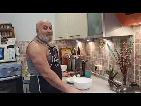 Видео: Нежнейшее тесто для пельменей + пельмешки #БАТЯНАКУХНЕ #готовимвкусно #готовимпросто