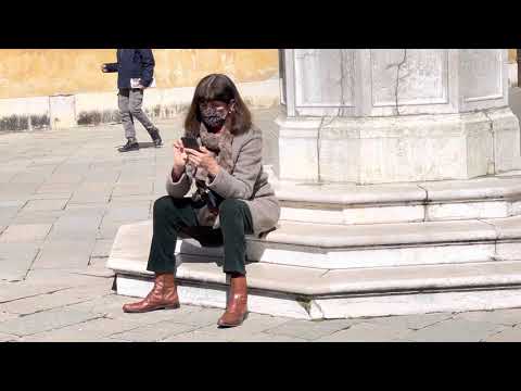 Видео: Как итальянки одеваются в элегантном  возрасте