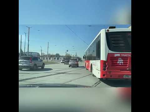 Видео: Круговое движение (площадь К. Маркса) 4-ый съезд, ул. Белинского от южной дамбы.