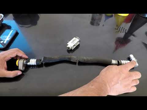 Видео: Кондиционер Mercedes-Benz не холодит! Осторожно, шланг!