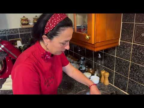 Видео: Как да си приготвите Баница с Изостанали кори😉!