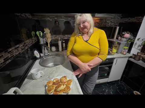 Видео: Пышные оладьи на кефире