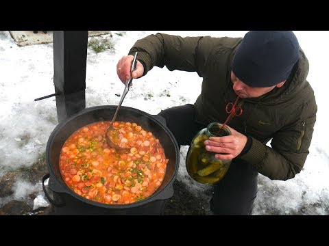 Видео: ПОСЛЕНОВОГОДНЯЯ СОЛЯНКА В КАЗАНЕ НА КОСТРЕ