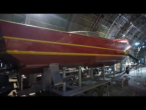 Видео: Катер Невка. Тиковая палуба