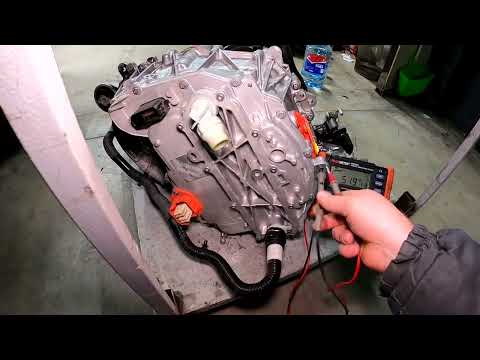 Видео: Такие проблемы только на электромобилях и гибридах. Проблемы с сопротивлением изоляции. TeslaM3