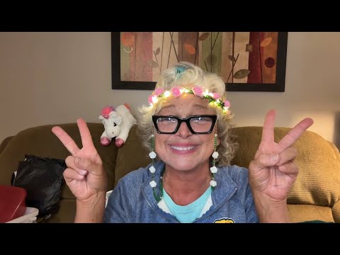 Видео: Тему халява!! Кисти для макияжа, тени для век, тональная основа, кисти для бровей, светящиеся цве...