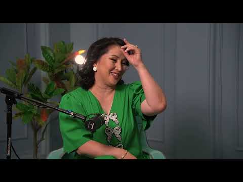 Видео: Фарида Айниязова 21 жылдан кейін қалай балалы болғанын, отбасы, келіні,күйеуі  жайлы  шындықты айтты