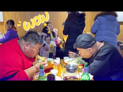 Видео: Да Чэнцзы и брат-обезьяна, бесплатный рамен в день участника!