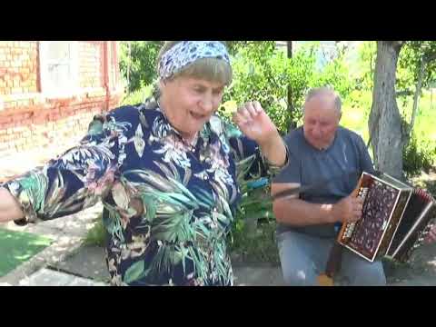 Видео: 03.07.24г.Гармонь.Частушки поет Клавдия Дикарева-Лебедянь.Играет Иван Трунов-Каликино.Липецк.