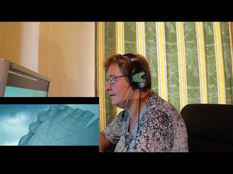 Видео: РЕАКЦИЯ МАМЫ НА [Тимати feat. Мот, Егор Крид, Скруджи, Наzима & Terry - Ракета]