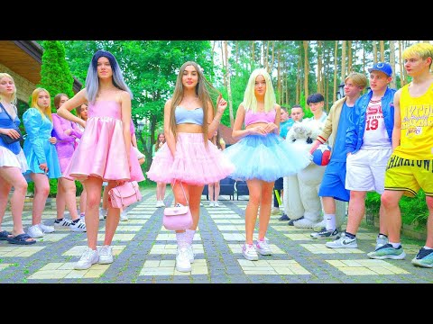 Видео: СЪСТЕЗАНИЕ В УЧИЛИЩЕ 🏆 Кои ще станат звездите? 24 часа предизвикателство