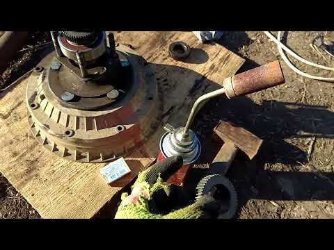 Видео: Ч2.Полуоси.Замена подшипника и втулки.Как снять и поставить новые детали. На коленке.Ремонт ШНивы.