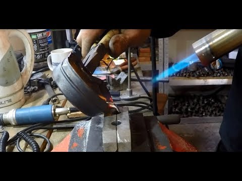 Видео: Форма для литья кишечных палочек