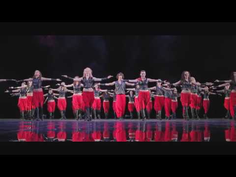 Видео: массовый танец
