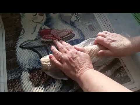 Видео: Котики. Рамка из потолочных плинтусов.