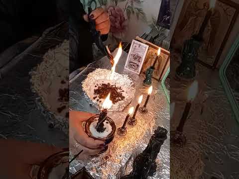 Видео: Чистка от кладбищенской порчи.