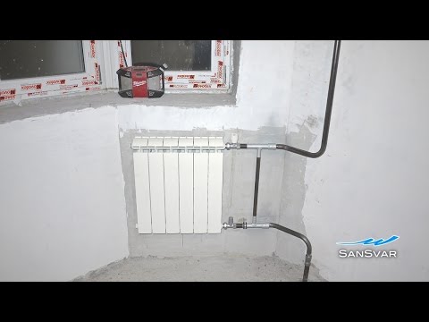 Видео: Замена радиаторов отопления зимой