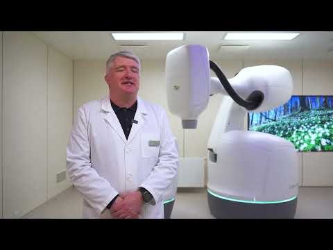 Видео: Лікування пухлин головного мозку КіберНожем