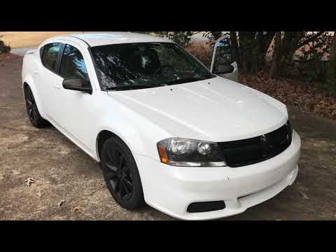 Видео: Dodge Avenger 2.4 2014 года. Тест-драйв для начинающих. Обзор автомобиля. От 0 до 60 миль в час.