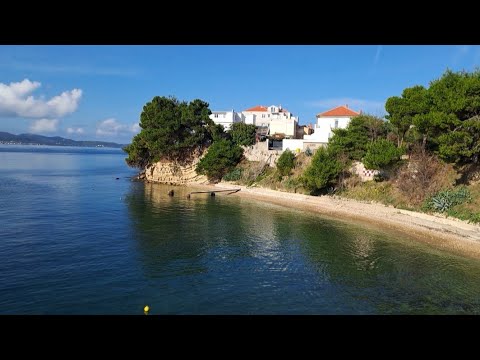 Видео: Отказалась от жилья