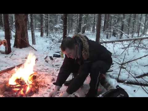 Видео: Поход в зимний лес. Поход выходного дня. Картошка с салом на углях...