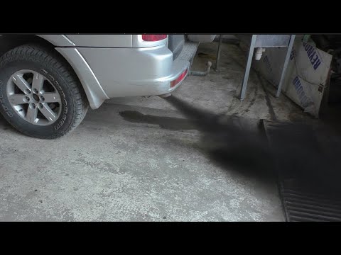 Видео: Очистка впускных клапанов  6G74  Мицубиши Паджеро .