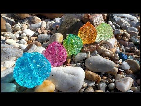 Видео: произошло извержение вулкана, в результате чего появилось большое количество кристаллов лавы.