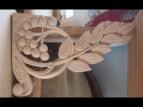 Видео: Wood carving. Рябиновый лист вырезаем