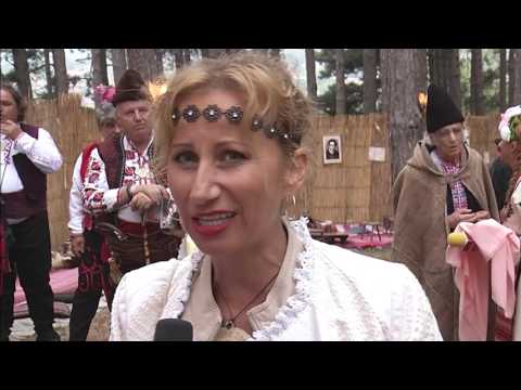 Видео: Фестивал на фолклорната носия Жеравна 2015
