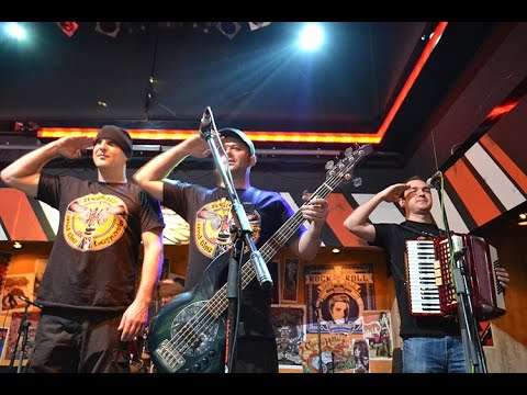 Видео: Svetlio & The Legends - Полунощ