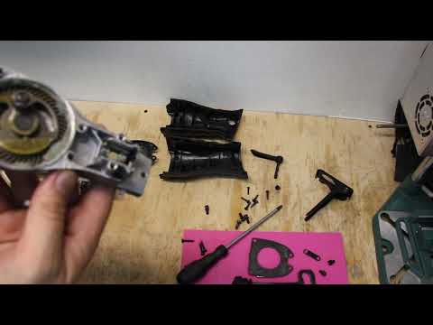 Видео: Электрошабер из сабельной пилы. Часть 1. Разобрал новую пилу!