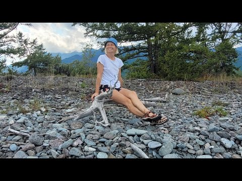 Видео: День 2. Переход через Байкал из Бухты Песчаная в Бухту Таланки. Дельта Селенги и Залив Провал Шторм.