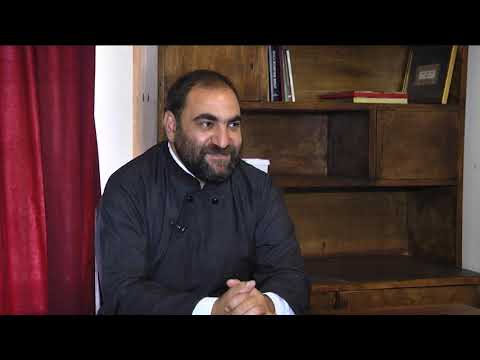 Видео: Свещенникът-воин