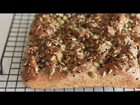 Видео: Лучший хлеб без замеса! Здорово и Вкусно! Фокачча из цельнозерновой закваски