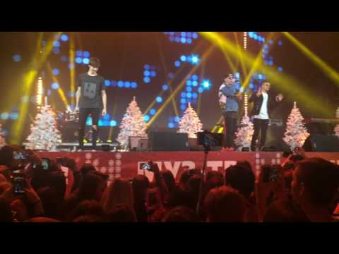 Видео: MBAND на Танцы! Елка! Муз-ТВ!