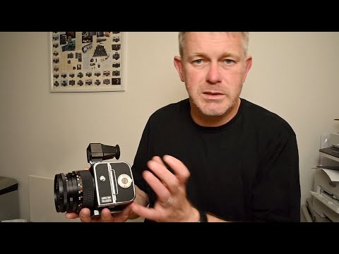 Видео: Камеры серии Hasselblad SWC. Почему они так популярны? (Hasselblad SWC, SWCM, 903 SWC и 905 SWC)