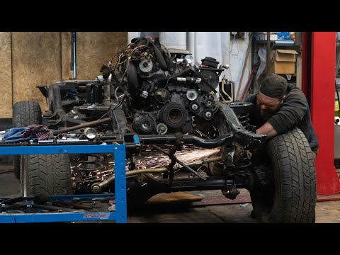 Видео: «Да что там строить! 3 болта и 15 минут!». Почти достроили “джипы” для экспедиций!