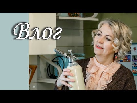 Видео: Обзор КУХНИ, перекраска КАРТОТЕКИ, пишу КАРТИНУ с васильками, консольный СТОЛИК, мой ЕЖЕДНЕВНИК