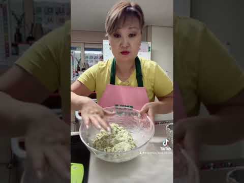 Видео: Хычины с сыром и творогом